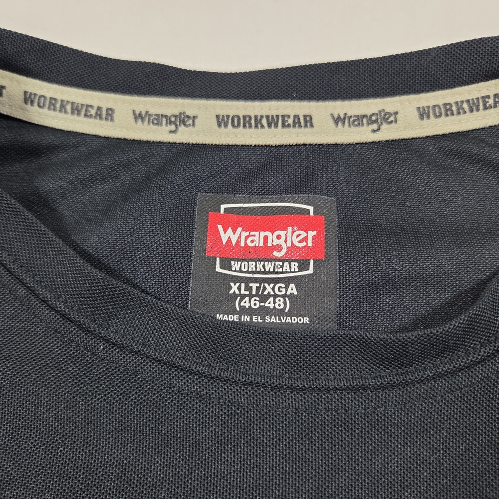Wrangler Tee Shirt Classic Black Short Sleeve Tee with Pocket - Picture 2 of 8